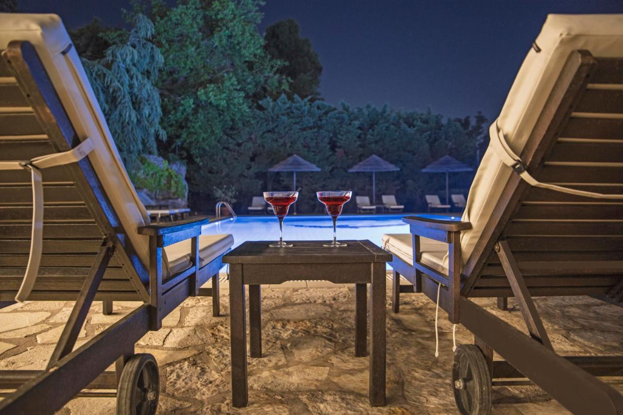 Corfu Club Apartments Gouvia Exteriör bild