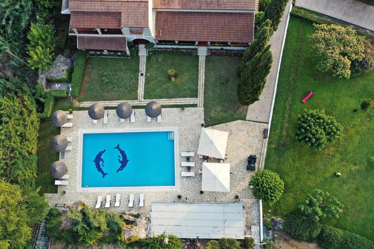 Corfu Club Apartments Gouvia Exteriör bild